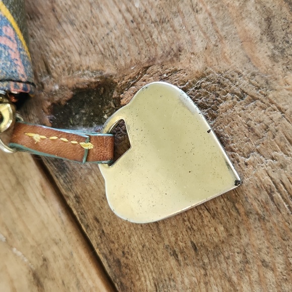 Y2K Dooney & Bourke Heart Pattern Wallet - Picture 4 of 10